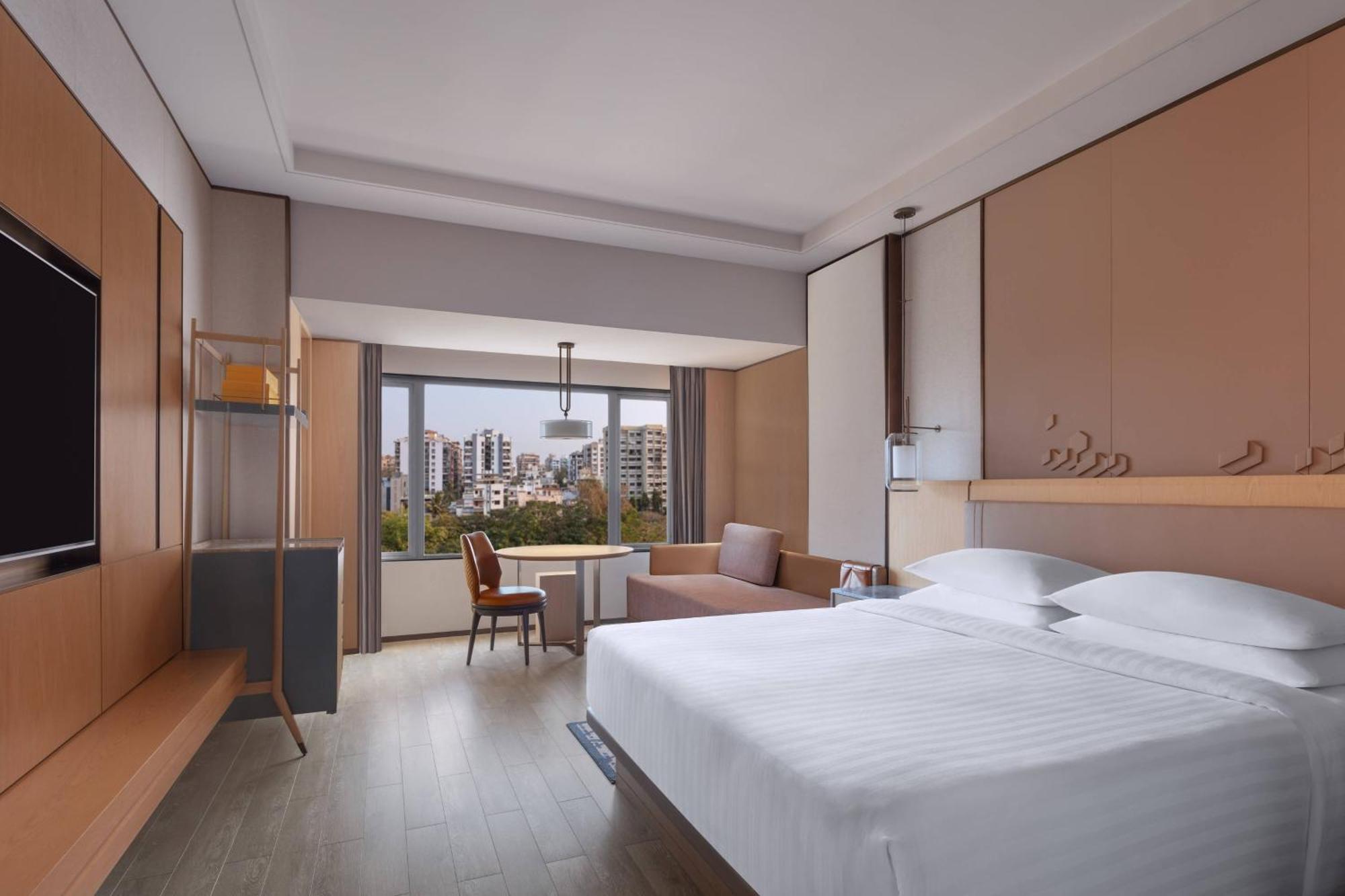Surat Marriott Hotel Eksteriør billede